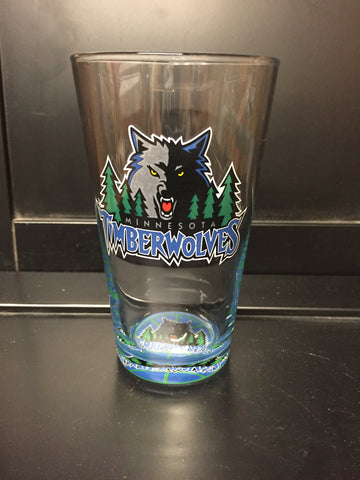 MINNESOTA TIMBERWOLVES OFFICIAL NBA 16OZ PINT GLASS