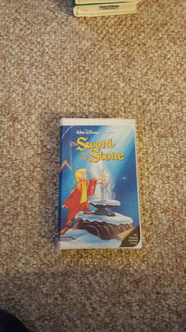 WALT DISNEY BLACK DIAMOND THE SWORD IN THE STONE VHS